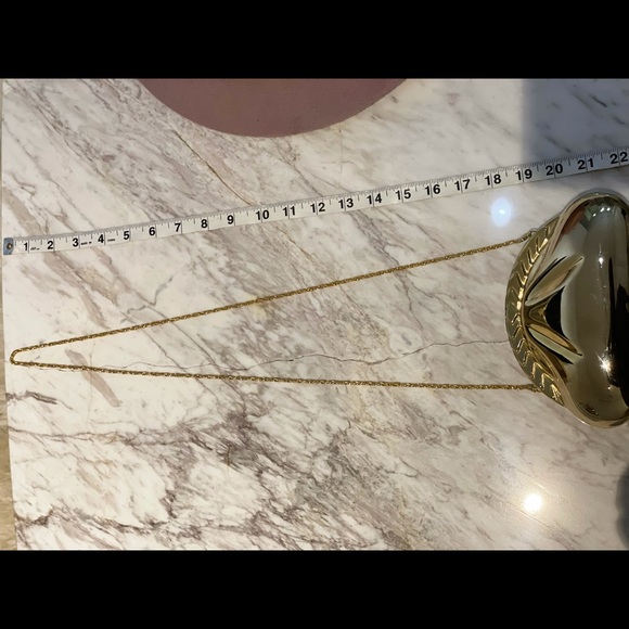 Vintage Gold Coin Purse with Chain - Picture 4 of 9